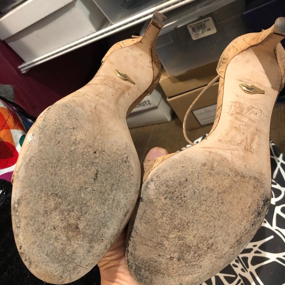 Diane von Furstenberg size 5 Kinder sandals - Picture 4 of 6